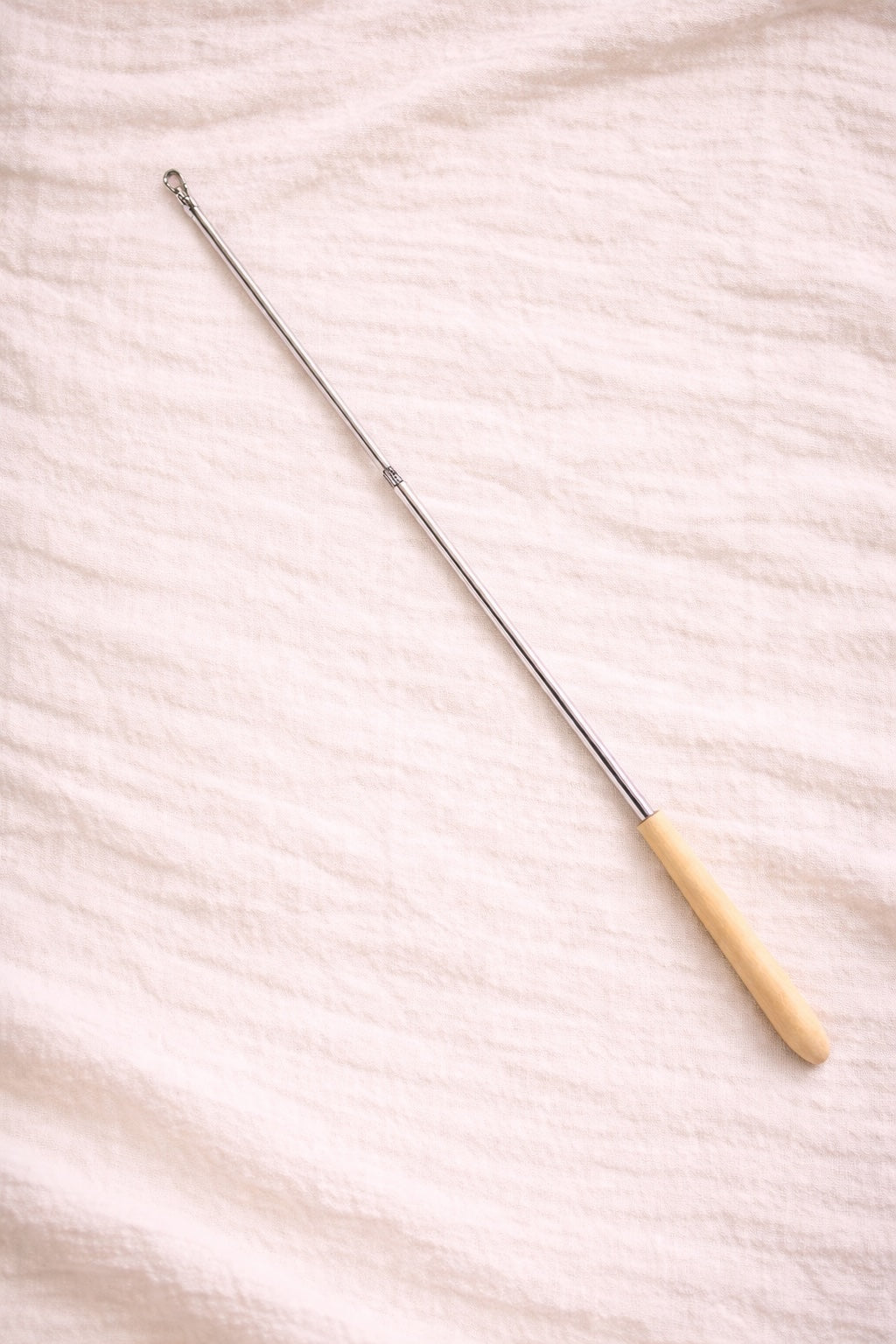 Wooden cat wand toy with balanced handle and modular connector